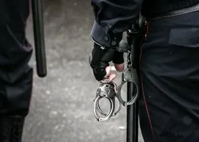 Baza раскрыла детали задержания подростка с ножом в ростовской школе