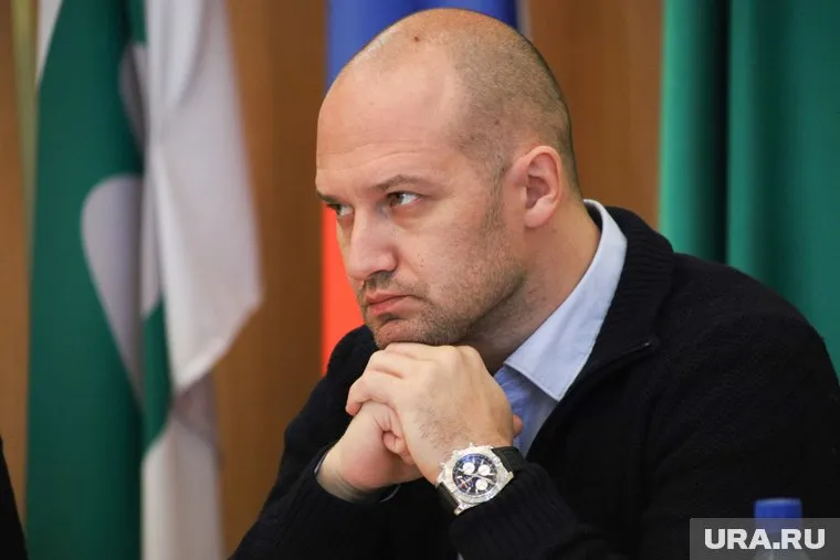 Депутата гордумы Артема Исламова исключили из «Единой России»