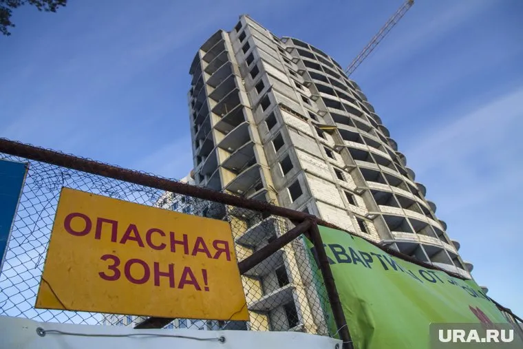 Две заброшенные 16-этажки в 21 микрорайоне планируют достроить