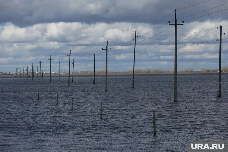 Дороги к Афонькино полностью ушли под воду