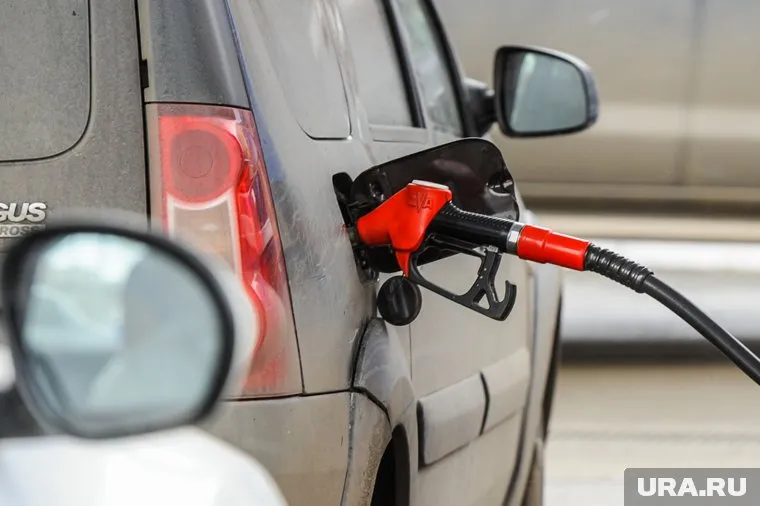 Аналитики предрекают снижение стоимости топлива на АЗС