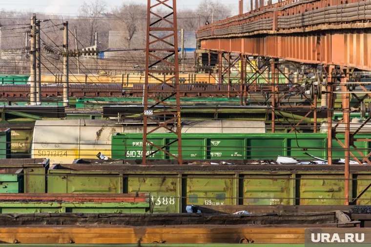 Украинские власти считают, что вагоны распродают