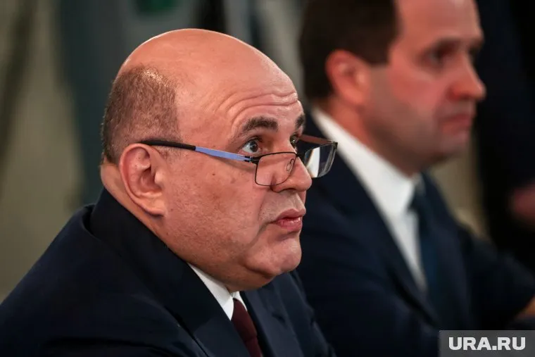 Михаил Мишустин заявил, что нефтегазовые доходы РФ выросли на четверть