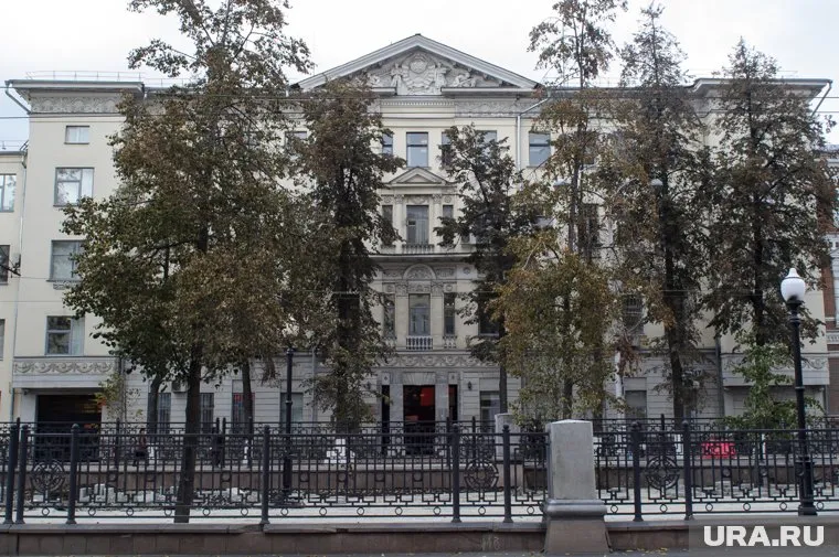 В областном главке полиции появились первые больные