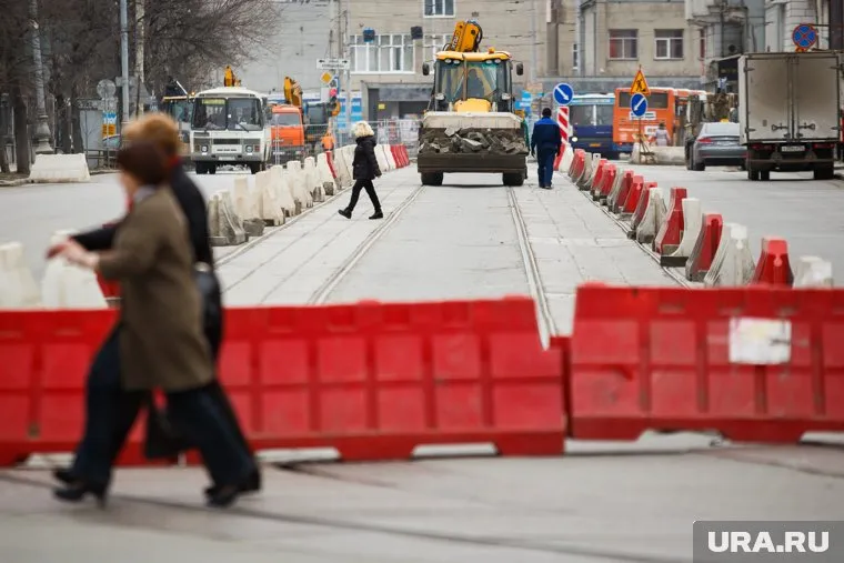 Проезд по Дзержинского закроют на полтора года (архивное фото)
