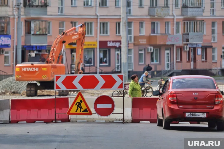 В Кургане завершили ремонт водосетей и открыли улицу Красина