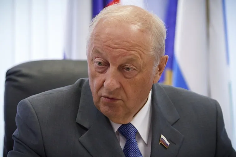 Россель в приемной Медведева, россель эдуард