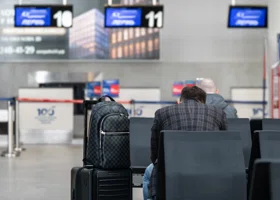 Еще три российских аэропорта в России временно закрыли небо