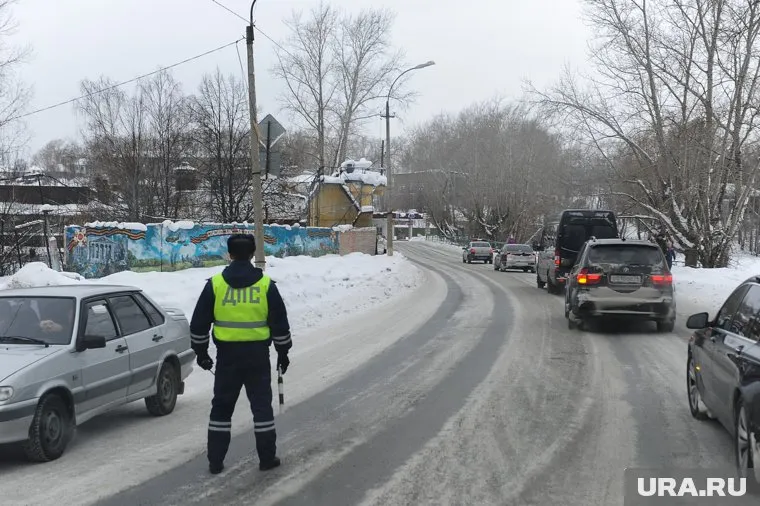 Автолюбителей мечтают обмануть систему, уповая на новогодний миф