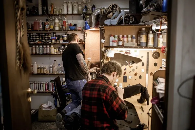 Мастерские по ремонту одежды и обуви (МОМЕНТЫ). Екатеринбург