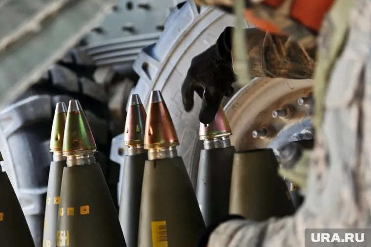 Румынии необходимо обновить свою армию из-за потенциальной угрозы со стороны России, заявил Георгицэ Влад