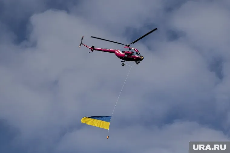Люди начинают уставать от ситуации на Украине пишет The Guardian