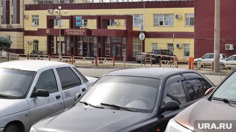 Новая парковка возле курганского завода рассчитана на 92 места 