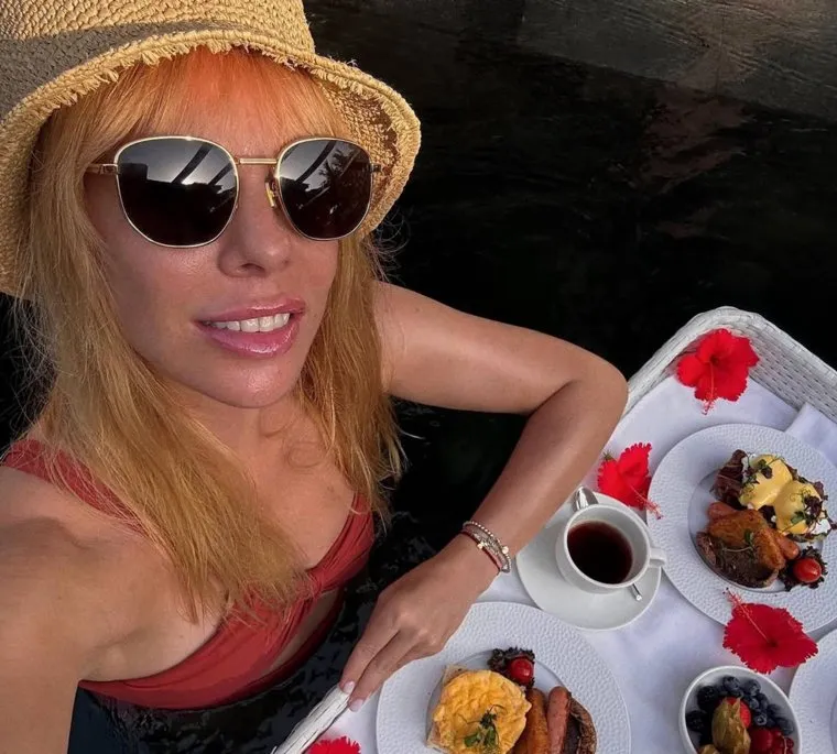 Анастасия Стоцкая привезла из отпуска 4 килограмма