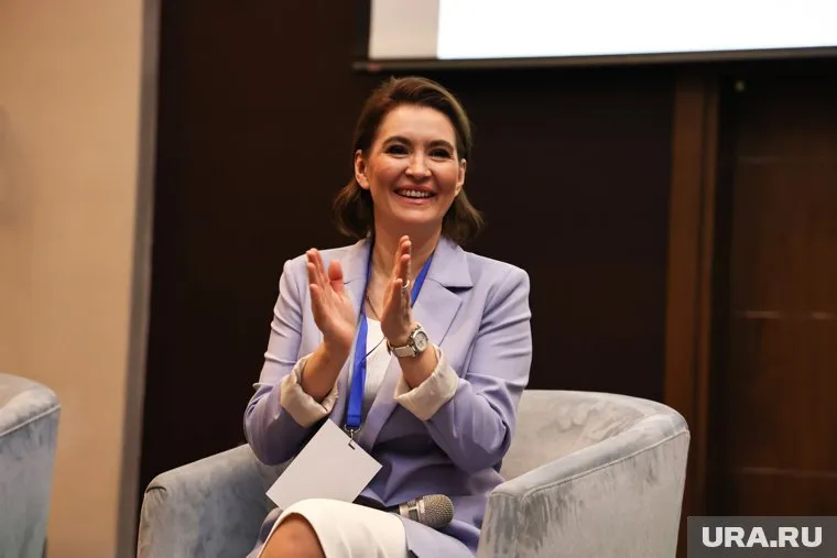 Маргарита Павлова приветствовала собравшихся на Уральский беременный форум