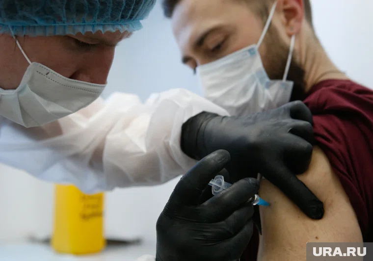 Свердловчане не так охотно идут вакцинироваться от гриппа за свои деньги