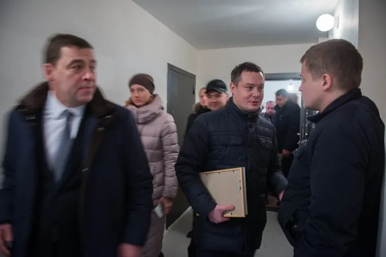 Хинштейн и Куйвашев. Объезд долгостроев. Екатеринбург, куйвашев евгений, картуз мария, нисковских дмитрий, сучков никита