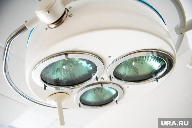 Кардиохирурги из Сеченовского университета использовали роботическую систему Da Vinci при проведении операции, оотметили в вузе