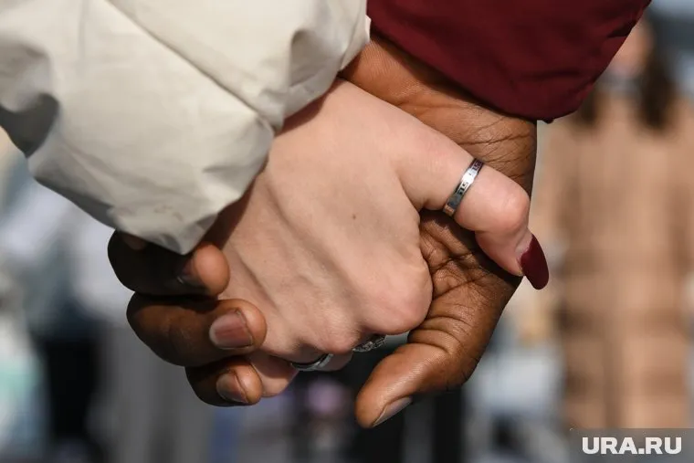 Авторы инициативы хотят обезопасит семьи от «грубого вмешательства» в их жизнь