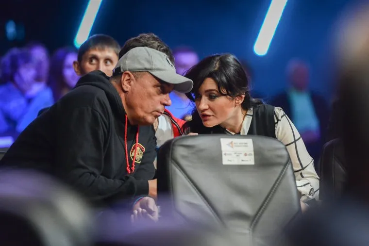 Турнир по профессиональному боксу в День рождения Челябинска, иванов олег, завгородняя татьяна