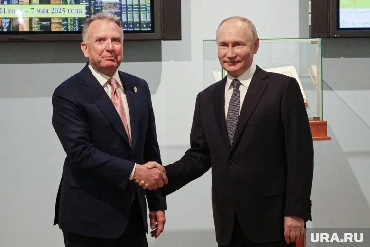 Российский лидер принял Стива Уиткоффа в Президентской библиотеке