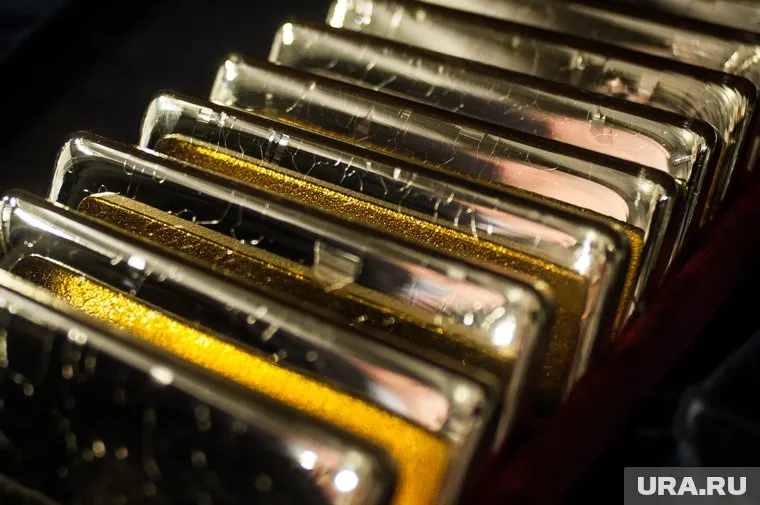 США, Англия, Канада и Япония хотят запретить российское золото