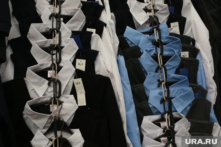 Почти во всех ТЦ ввели скидки или развернули ярмарки