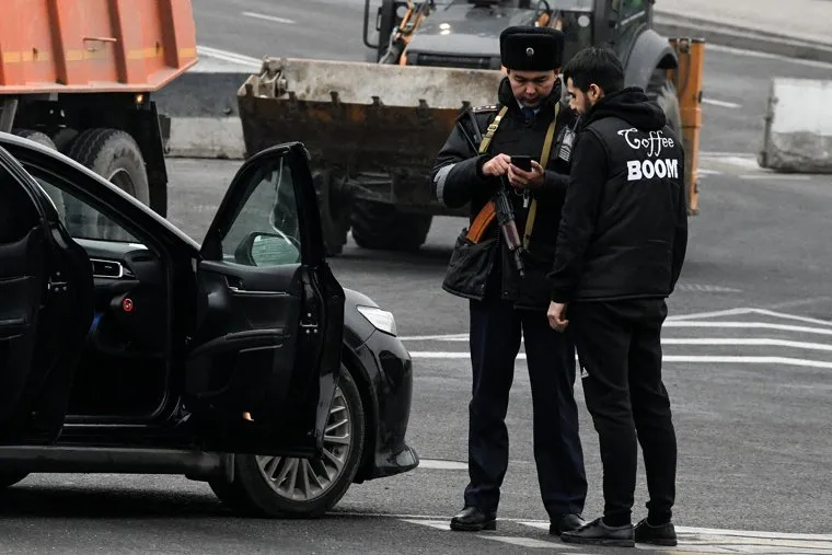 Обстановка в Алма-Ате после погромов. Алма-Ата, Казахстан