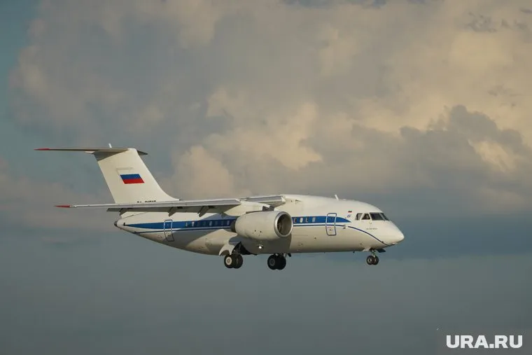 В ЯНАО ищут синоптиков, чтобы следить за прогнозами погоды для полетов