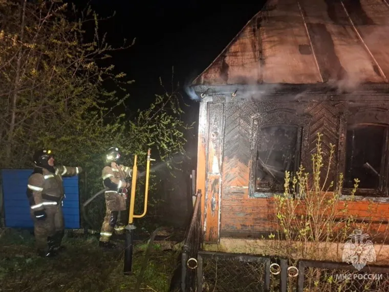 Причины пожара в Нязепетровске неизвестны