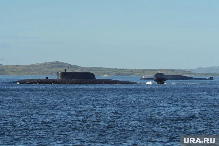 В Баренцевом море во время практической стрельбы крылатыми ракетами была успешно поражена морская цель, заявили в Минобороны РФ