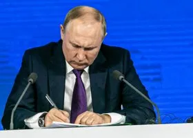 Президент Казахстана заявил, что ничего не должен Путину
