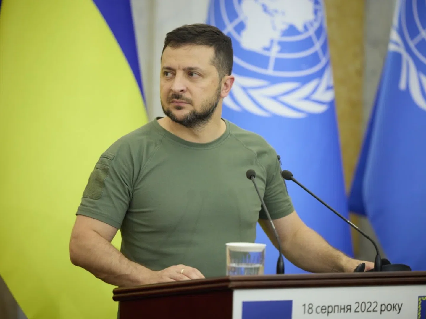 Экс-сотрудник СБУ сделал громкое заявление о доходах Зеленского