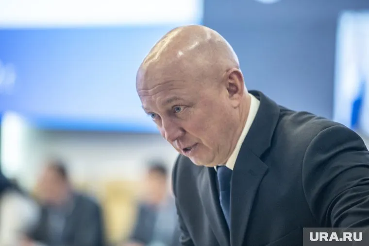 Владимир Цветов подписал соглашение с фондом дистанционно