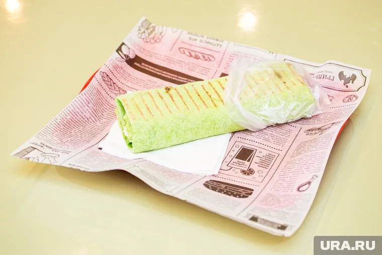 Из-за шаурмы 24 ноябрянина заразились сальмонеллезом 