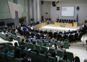 Депутатов гордумы Тюмени припугнули штрафами за несданные отчеты