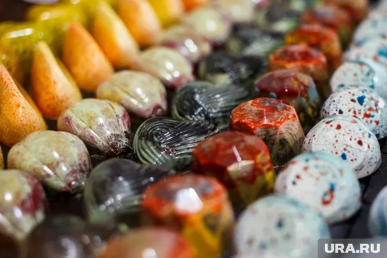 В супермаркетах будут продавать конфеты к Новому году со скидками