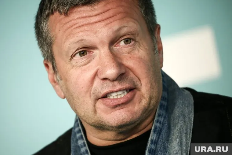 На сей раз гнев ведущего вызвали власти Екатеринбурга