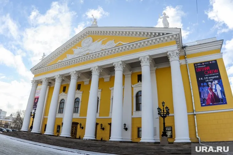 В челябинском оперном театре скончался один из руководителей