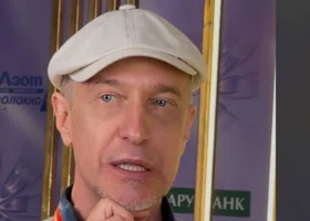 Соседов призвал Долину сделать решительный шаг после скандала с квартирой