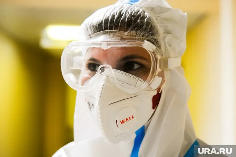 При симптомах болезни медики должны изолировать туриста