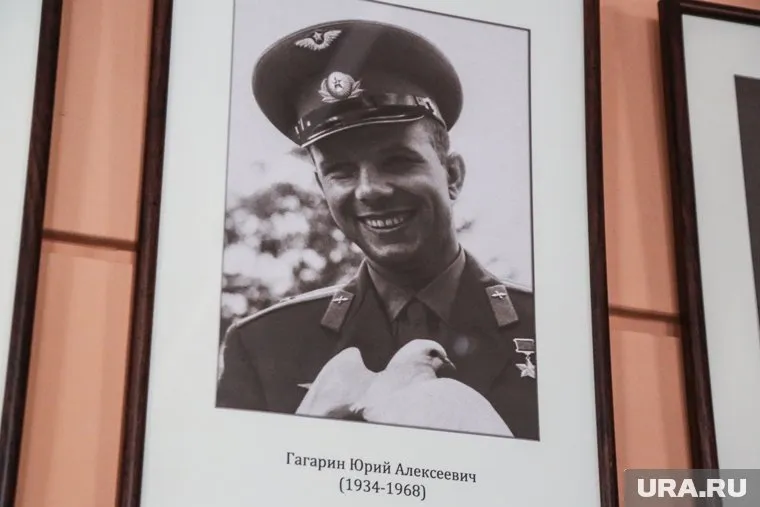 В Шадринске нашли ошибки на баннере, посвященном космонавту Юрию Гагарину (архивное фото)