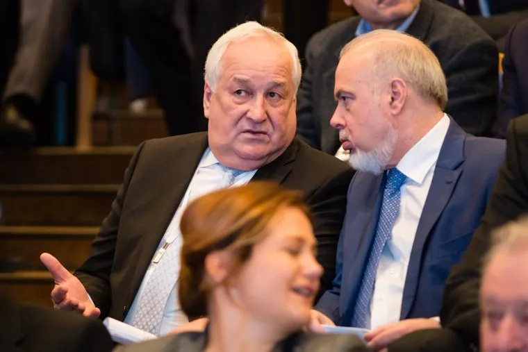Первый международный форум "Нефтяная столица". Сургут, Шувалов Вадим, кириленко михаил