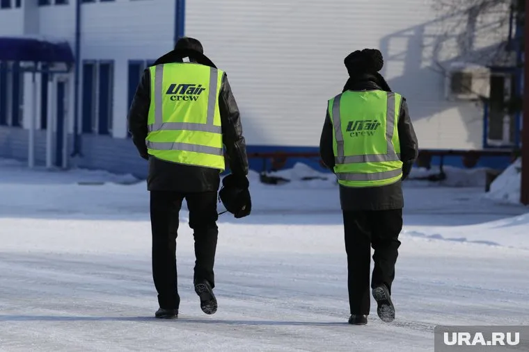 При этом сотрудникам гарантируют выплату МРОТ