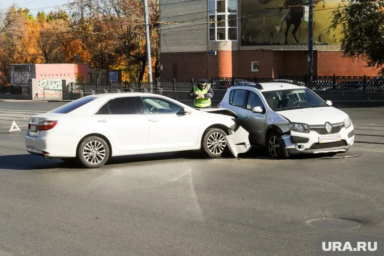 Столкновение произошло в районе восьми часов утра