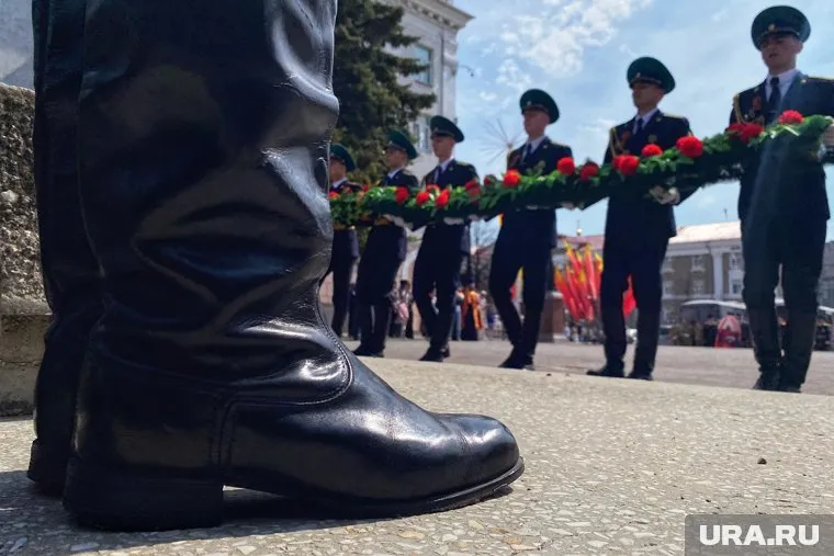 Курганских военных в ЗАГС женят без очереди