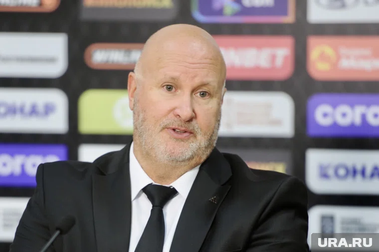 Бенау Гру покидает пост главного тренера ХК «Трактор»