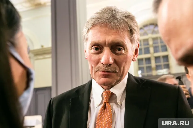 «Предатели» сами исчезают из нашей жизни, заявил Песков