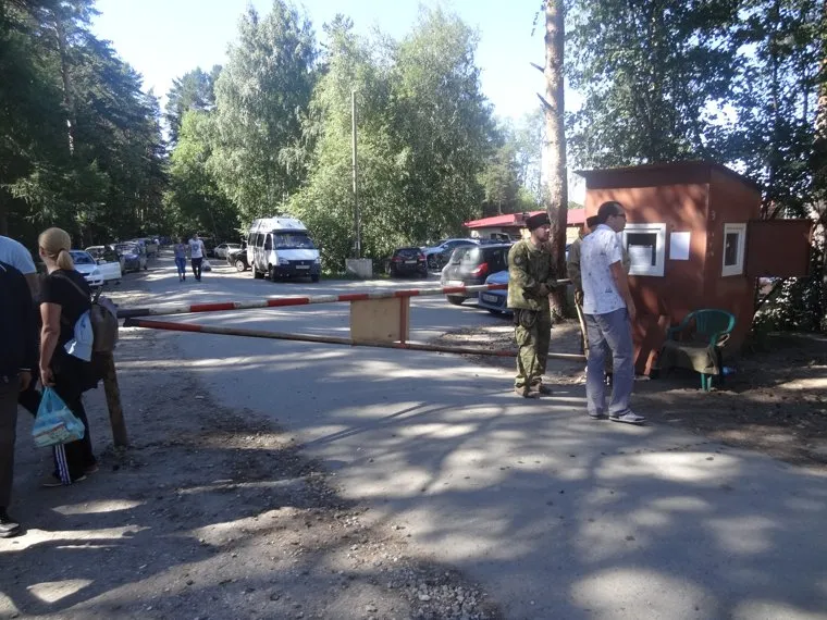 Казаки перекрыли подъезд автомобилей к озеру Шарташ