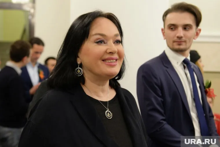 Гузеева наиболее известна как исполнительница главной роли в фильме «Жестокий романс» и ведущая программы «Давай поженимся!»